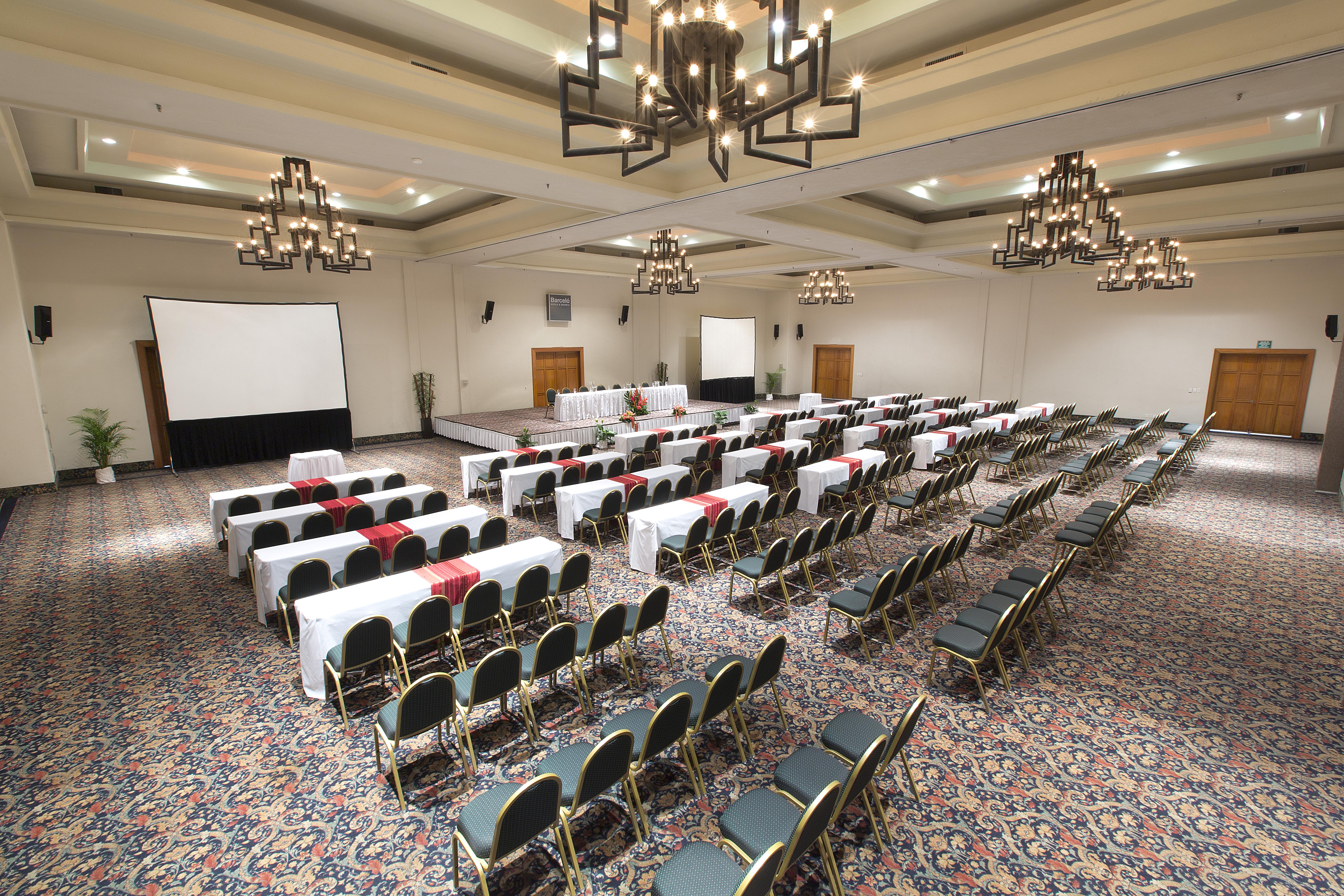 فندق بارسيلو كارمينا - شامل الكل مانزانيلو المظهر الخارجي الصورة The ballroom at the hotel